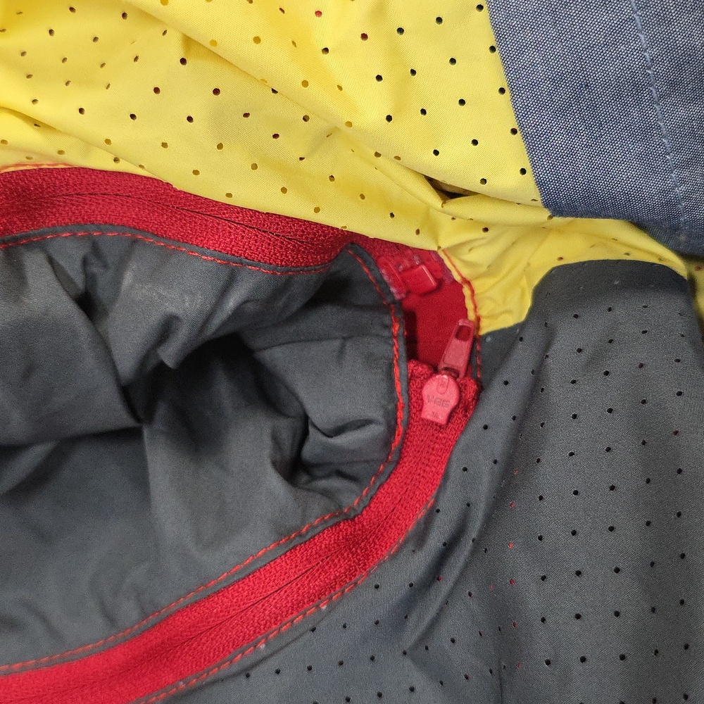 Bugatti Red Jacket - Picture 7 of 9